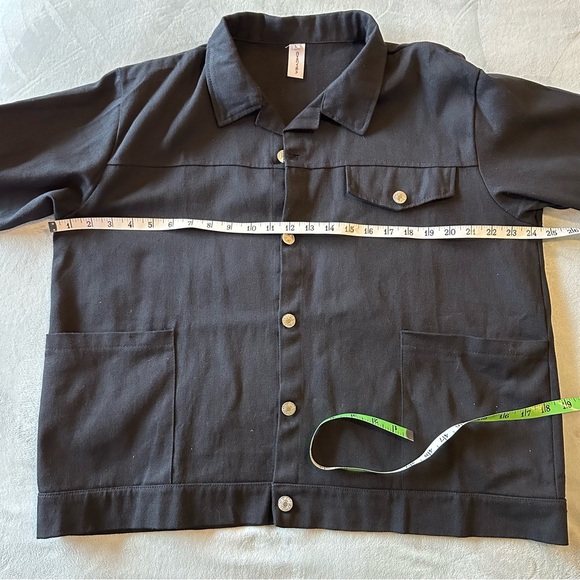 🆕 Chicyea Boxy Black Lightweight Denim Jacket Size Large - Picture 13 of 15